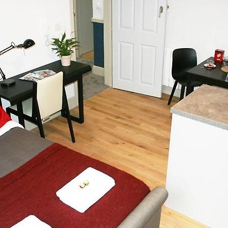 Cosy Studio Apartments Birmingham Bagian luar foto